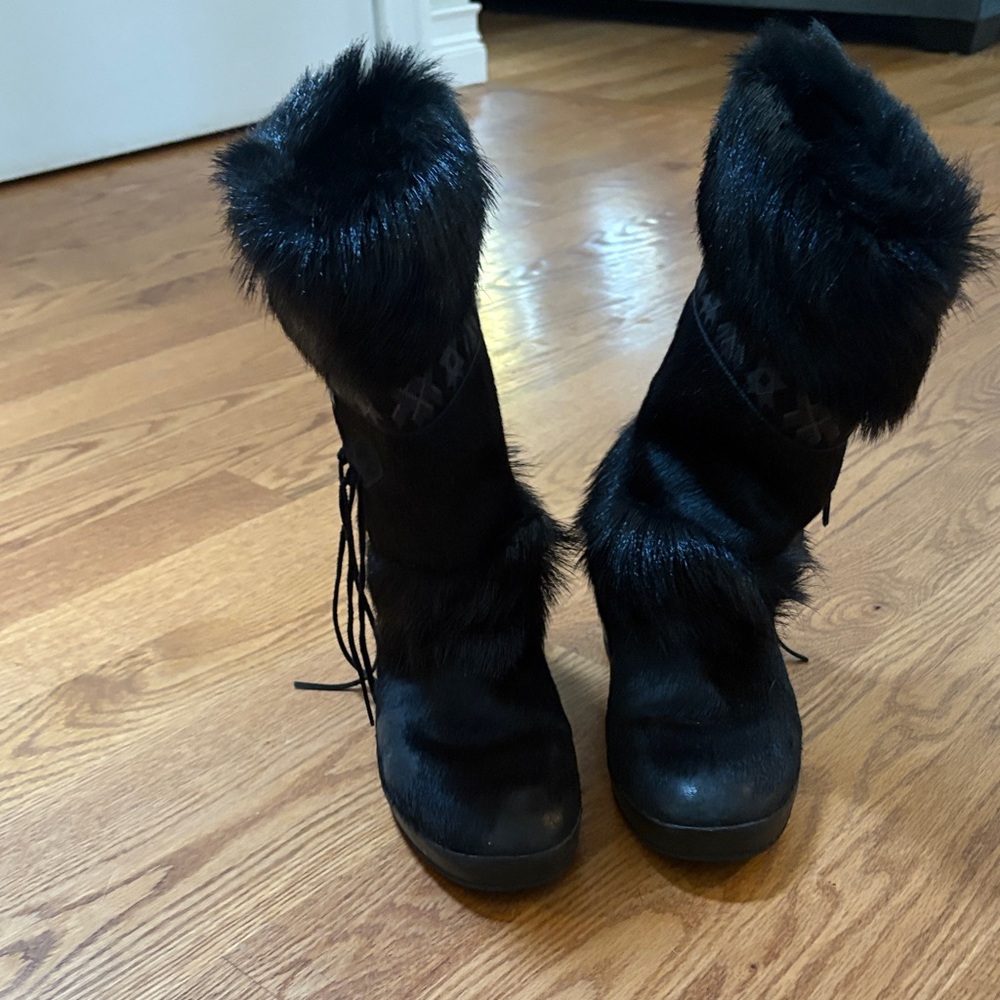 Tecnica snow boots